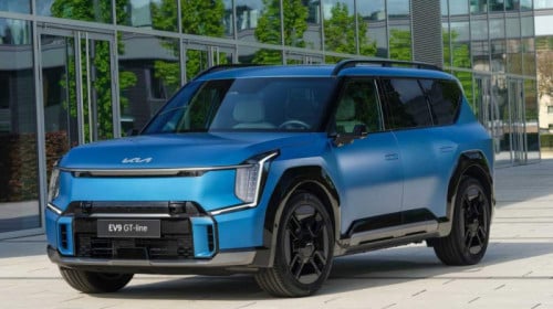 Kia представи огромната EV9 в “Lounge Edition“ ВИДЕО