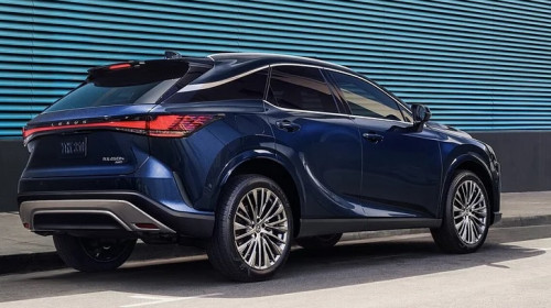 Lexus показа новия си впечатляващ кросоувър с много нисък разход на гориво СНИМКИ